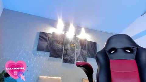 Lili Cooper online show from 13, 2, 2025