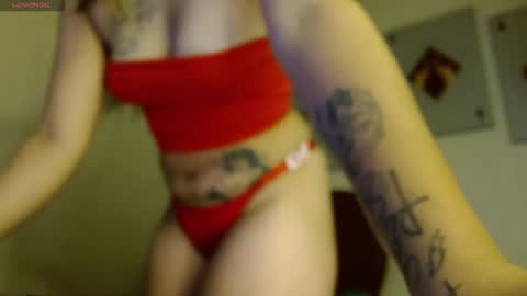 Simone 3 online show from 7, 11, 2025