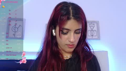 Lilith Savett online show from 14, 12, 2024