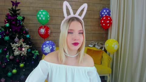 LiliLinn online show from 26, 12, 2024