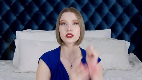 LiliLinn online show from 24, 1, 2025