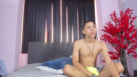 Lili  Marcus online show from 30, 12, 2024