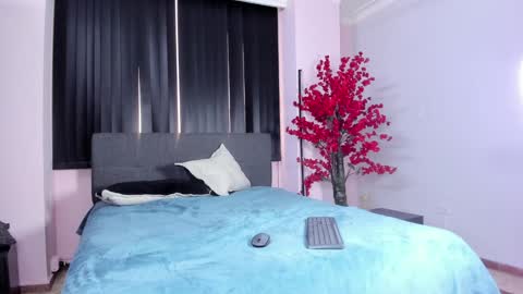 Lili  Marcus online show from 17, 1, 2025