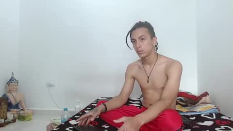 Lili  Marcus online show from 11, 3, 2025