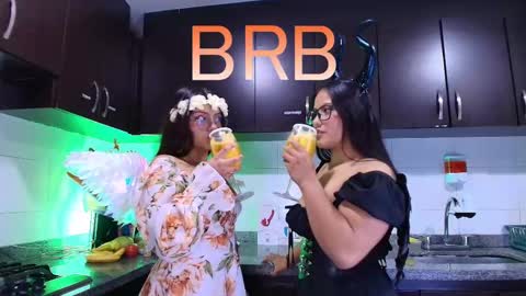 Lilith and Khloe  online show from 2, 11, 2025