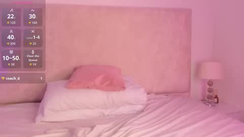 Snapshot of lilith_blaze_ chatting on 28, 10, 2025 Lilith online show from 28, 10, 2025