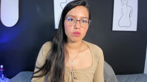 Lili  online show from 14, 1, 2025