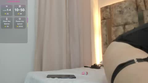 Lilith Parker online show from 3, 2, 2026