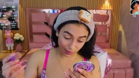 Lilith  online show from 8, 11, 2025