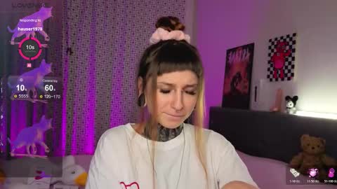 lilith_poison online show from 12, 11, 2025