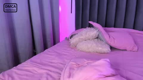 Snapshot of lilith_rosee chatting on 10, 10, 2025 Lilith Rosee online show from 10, 10, 2025