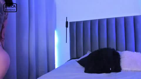 Snapshot of lilith_rosee chatting on 12, 11, 2025 Lilith Rosee online show from 12, 11, 2025