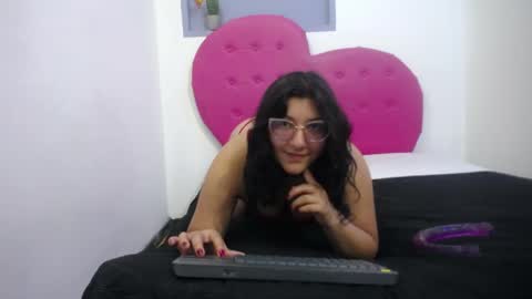 Lilith Smith online show from 6, 4, 2026