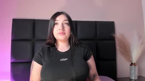 Snapshot of lilithesme chatting on 20, 11, 2025 LilithEsme online show from 20, 11, 2025