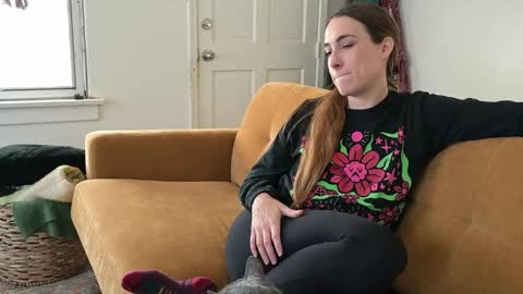 L online show from 28, 10, 2025