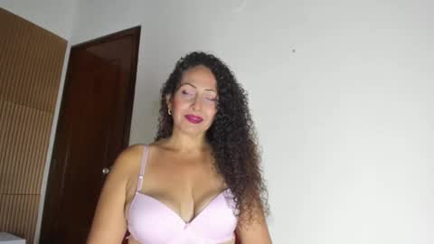 lilithphillis1 online show from 19, 3, 2026