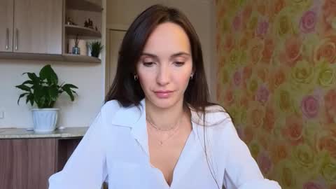 Snapshot of lillian_clark7 chatting on 11, 10, 2025 Lillian online show from 11, 10, 2025