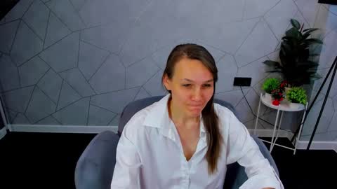 lillian_white1 online show from 18, 12, 2024