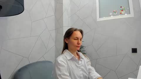 lillian_white1 online show from 11, 3, 2025