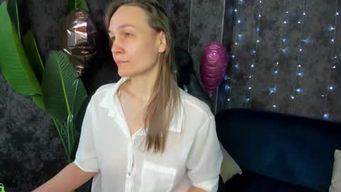 Snapshot of lillian_white1 chatting on 15, 2, 2026 lillian_white1 online show from 15, 2, 2026