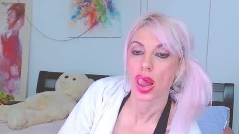 Lara online show from 18, 12, 2025