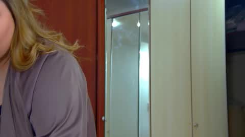 LillianHaig online show from 4, 2, 2026