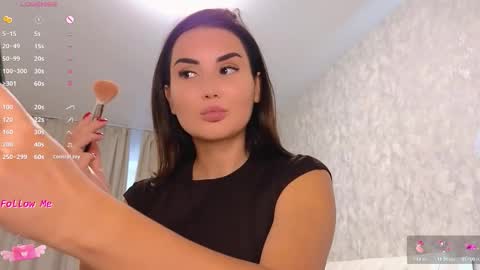 Snapshot of lilliasweety chatting on 11, 11, 2025 Lara Angel online show from 11, 11, 2025