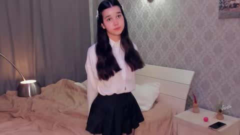 Celina Lillie online show from 17, 12, 2025