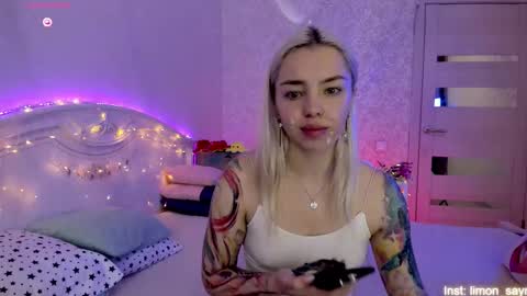 LilliMoore online show from 14, 9, 2025