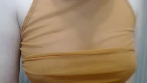 Snapshot of lillkit chatting on 28, 1, 2025 Lilu online show from 28, 1, 2025