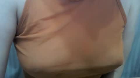 Snapshot of lillkit chatting on 2, 10, 2025 Lilu online show from 2, 10, 2025