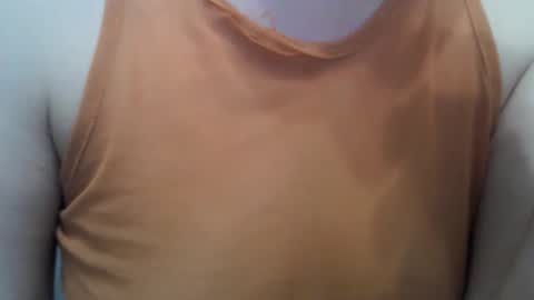 Snapshot of lillkit chatting on 4, 10, 2025 Lilu online show from 4, 10, 2025