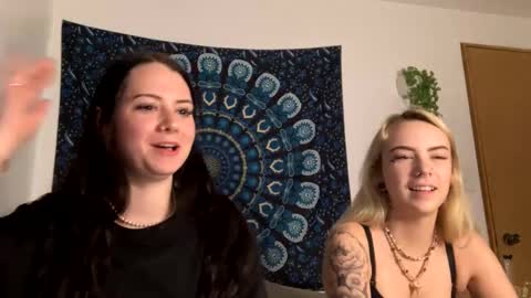 lillstephanie online show from 5, 10, 2025