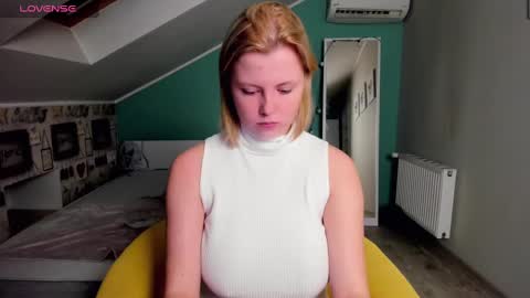 Snapshot of lillydepp chatting on 28, 12, 2024 Lilly Depp online show from 28, 12, 2024