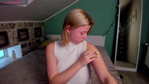 Snapshot of lillydepp chatting on 30, 12, 2024 Lilly Depp online show from 30, 12, 2024