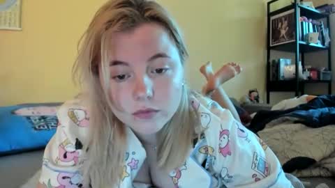 Snapshot of lillydepp chatting on 25, 9, 2025 Lilly Depp online show from 25, 9, 2025