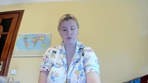 Snapshot of lillydepp chatting on 15, 10, 2025 Lilly Depp online show from 15, 10, 2025