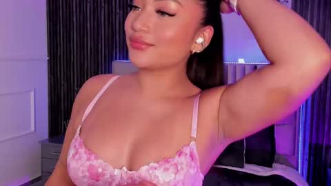 Lilly Ortiz online show from 22, 2, 2025