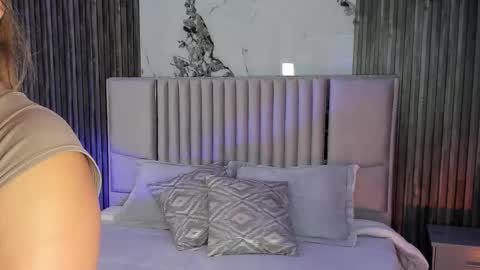 Lilly Ortiz online show from 9, 2, 2026