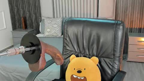 Lilly Ortiz online show from 7, 3, 2026