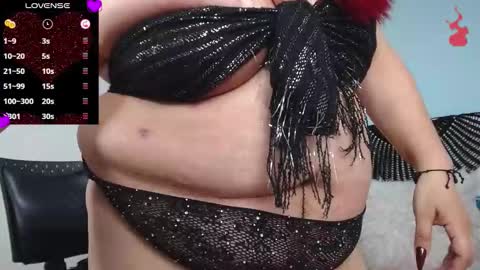 Snapshot of lillytitsxxx chatting on 14, 11, 2025 Lilly online show from 14, 11, 2025