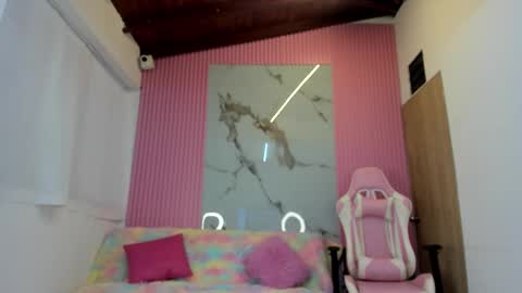 lillyy16 online show from 11, 2, 2026