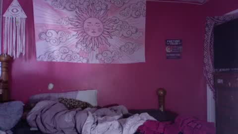 Whos that gurl online show from 11, 12, 2024