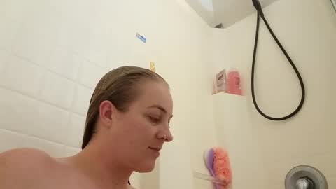 Whos that gurl online show from 15, 12, 2024