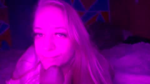 Whos that gurl online show from 25, 11, 2025