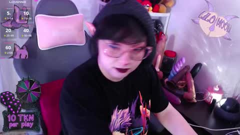 Snapshot of lilomoon69 chatting on 15, 11, 2025 Lilo online show from 15, 11, 2025