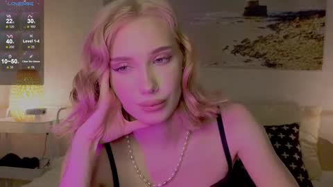 Snapshot of lilpupsonish chatting on 11, 3, 2025 Jesse and Grace online show from 11, 3, 2025