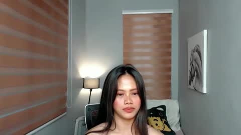 Snapshot of lilsweet_marie chatting on 16, 12, 2024 Lilsweet marie online show from 16, 12, 2024