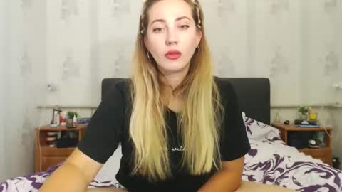 lilu_cute25 online show from 17, 9, 2025