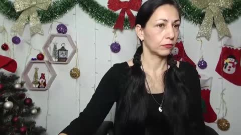 lilugrants online show from 4, 1, 2025